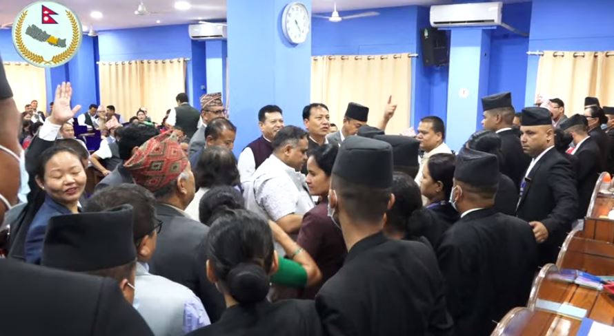 प्रतिपक्षको अवरोधपछि सारियो बाग्मती प्रदेश सभा बैठक